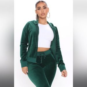 NWT Hunter Green Velour Set